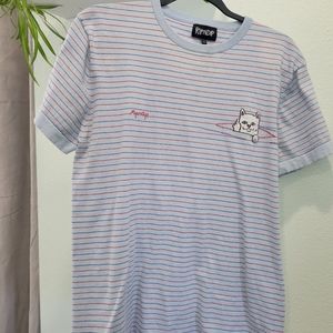 Cat T-Shirt (Giving the bird) Size M